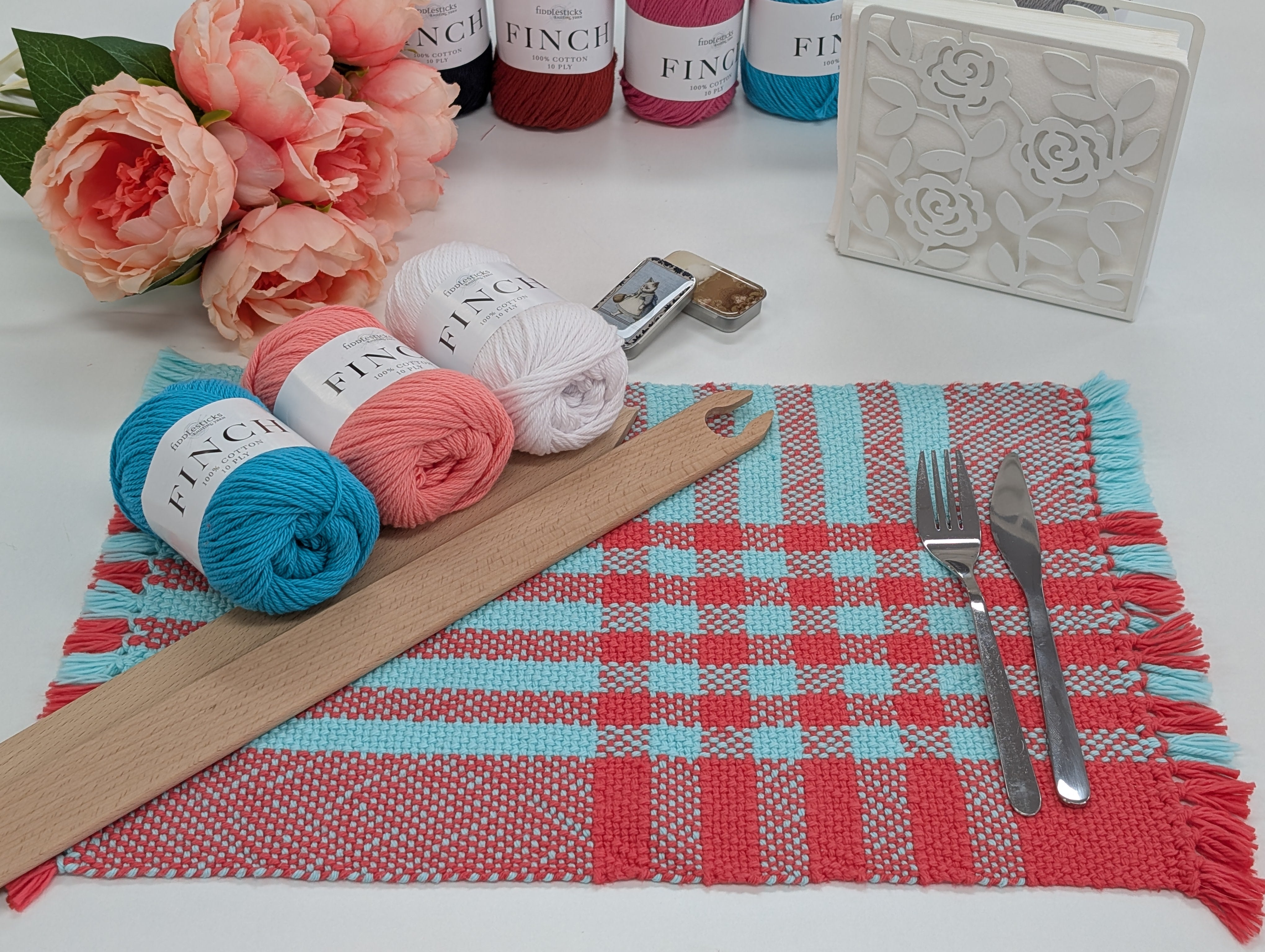 Yarn pack for weaving class