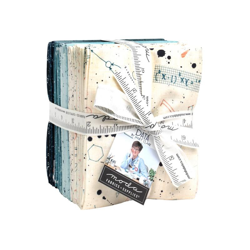 Janet Clare - Data - Fat Quarter Bundle 26pcs - 24670AB
