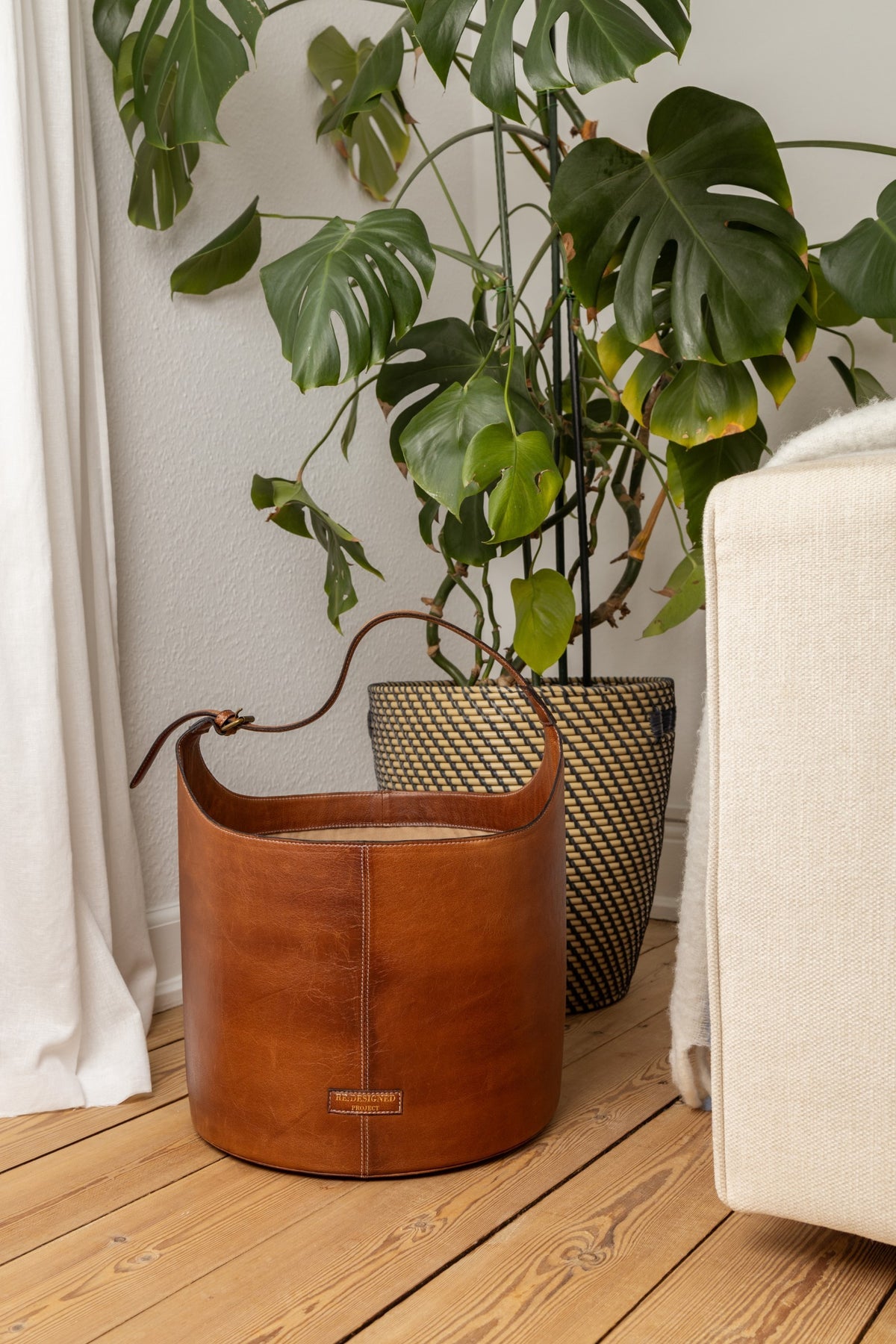 Project 27 + 51 - Walnut