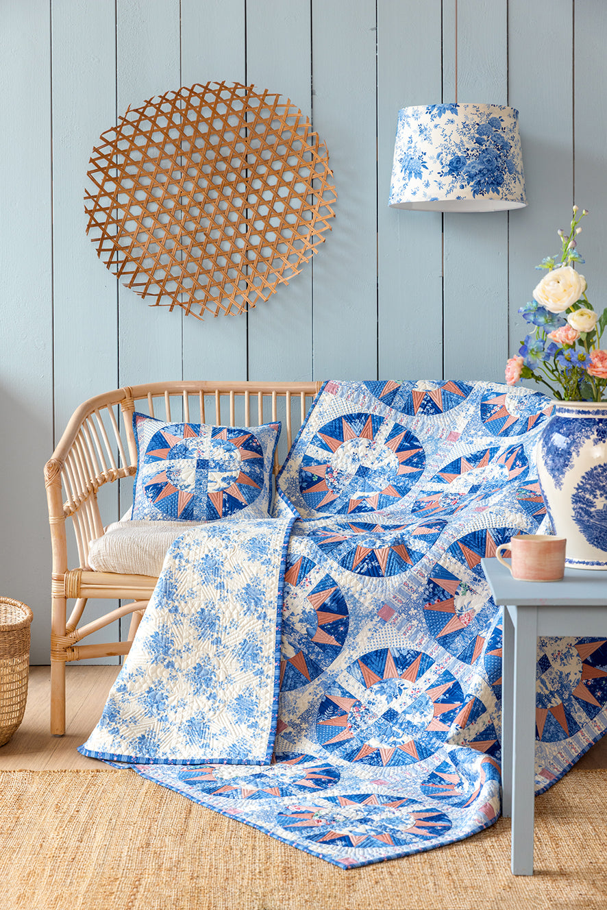 Tilda Something Blue - Noel Blue 100661