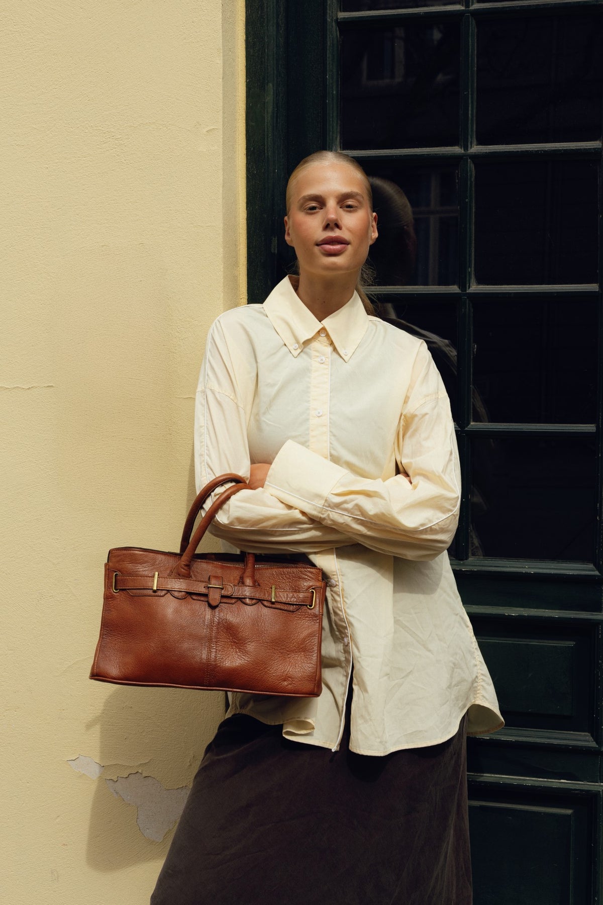 Mada Small - Walnut