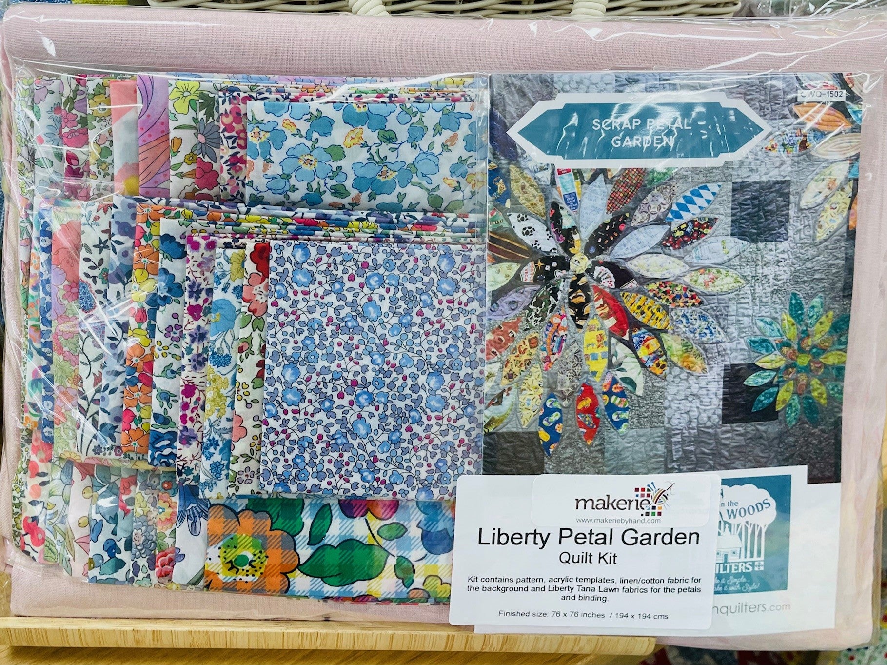 Petal Garden Quilt Kit - Liberty Tana Lawns